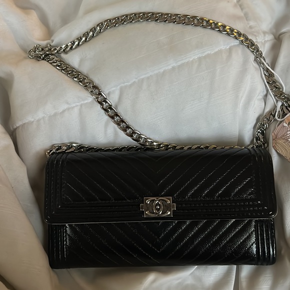 Authentic Chanel Quilted Chevron Boy Wallet Crossbody WOC - Picture 9 of 14